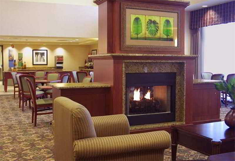 Hampton Inn & Suites Burlington Restaurante foto